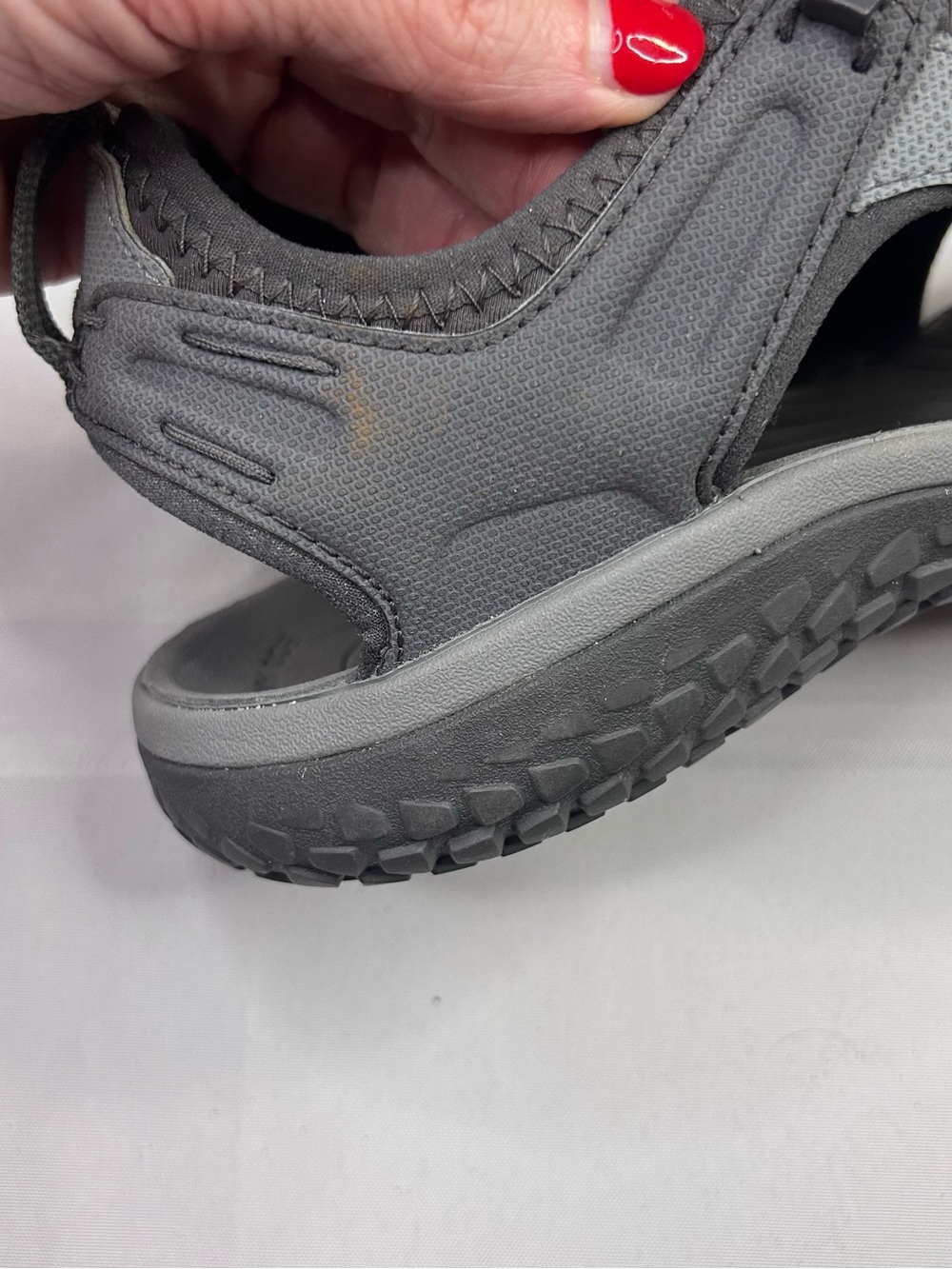 KEEN Men's Grey Black Closed-Toe Water Sandals - Picture 6 of 11